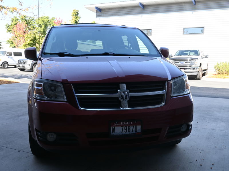2010 Dodge Grand Caravan SXT - Photo 6